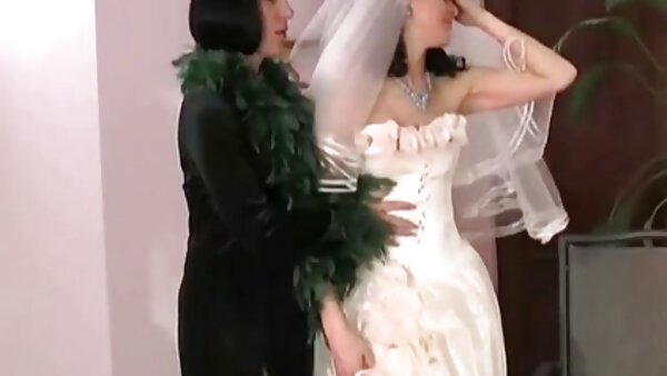 Jessie Rogers berambut skodeng melayu bogel perang kurus dan teman lelakinya menikmati seks