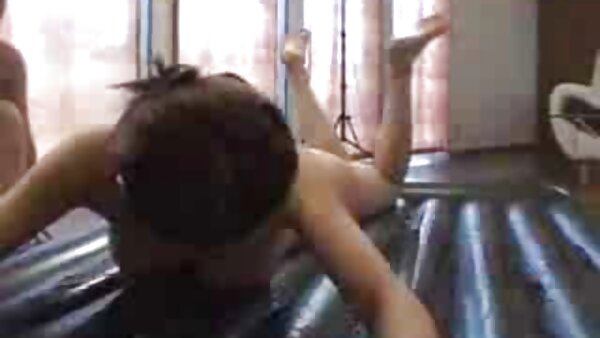 Shemale, pelacur hitam dan lelaki yang terangsang membuat awek melayu s keluar di khalayak ramai