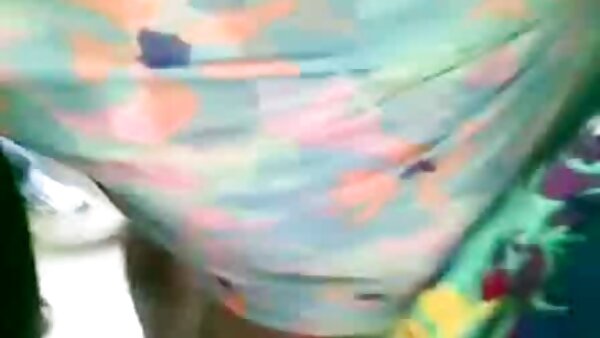 Pembimbing sorak waria koleksi video melayu lucah montok memberikan blowjob yang gempal